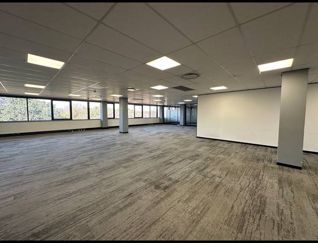 750M² OFFICE TO LET IN DORINGKLOOF